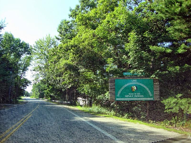 Lake chargoggagoggmanchauggagoggchaubunagungamaugg