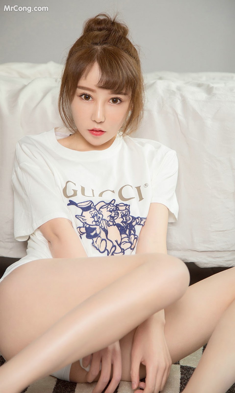 UGIRLS - Ai You Wu App No.1414: Model Xia Yao (夏 瑶) (35 photos)