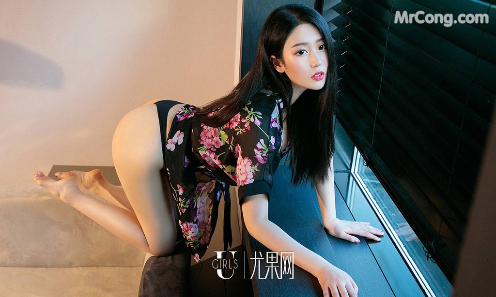 UGIRLS - Ai You Wu App No.1278: Model Zhong Qing (钟 晴) (35 photos)