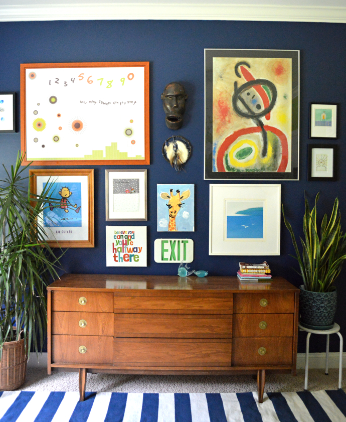 This bold navy color makes a great backdrop for all the art and plants-design addict mom