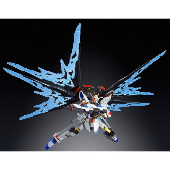 P-Bandai: HGCE 1/144 Strike Freedom Gundam Plus Wings of Light DX Edition