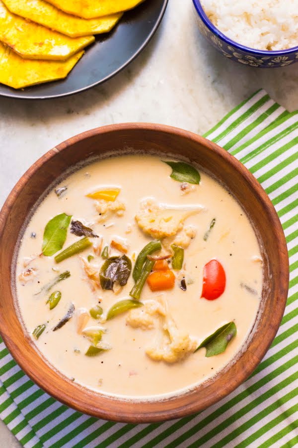 Vegan curry made with mixed vegetables and coconut milk