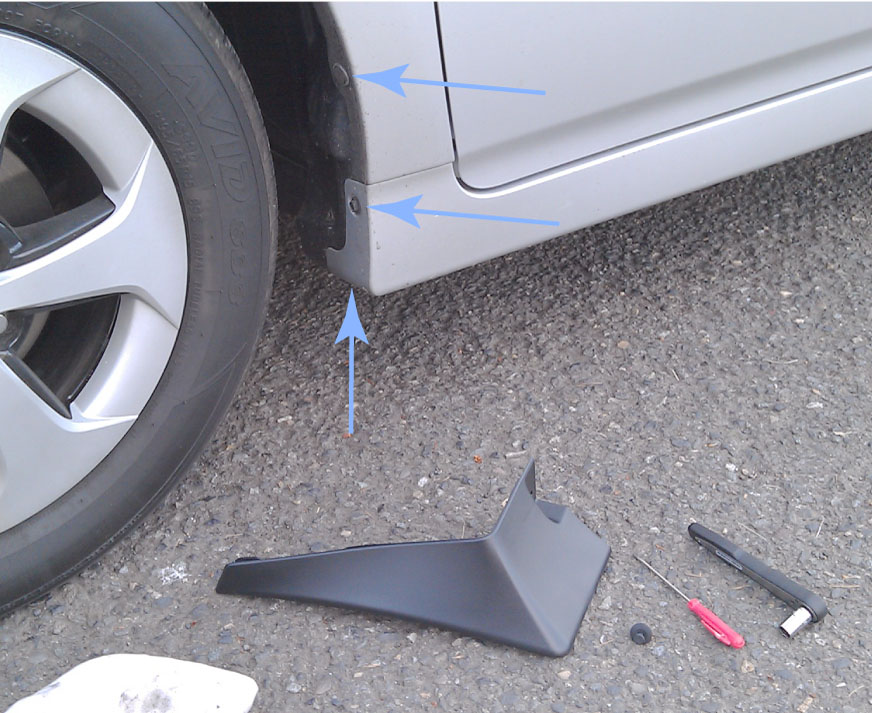 Made by John Installing Euro Mudguards on a 2012 Prius