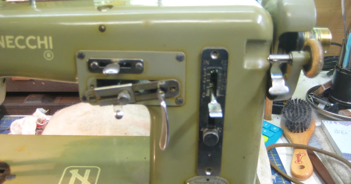 MI Vintage Sewing Machines Necchi BU Mira (1954)