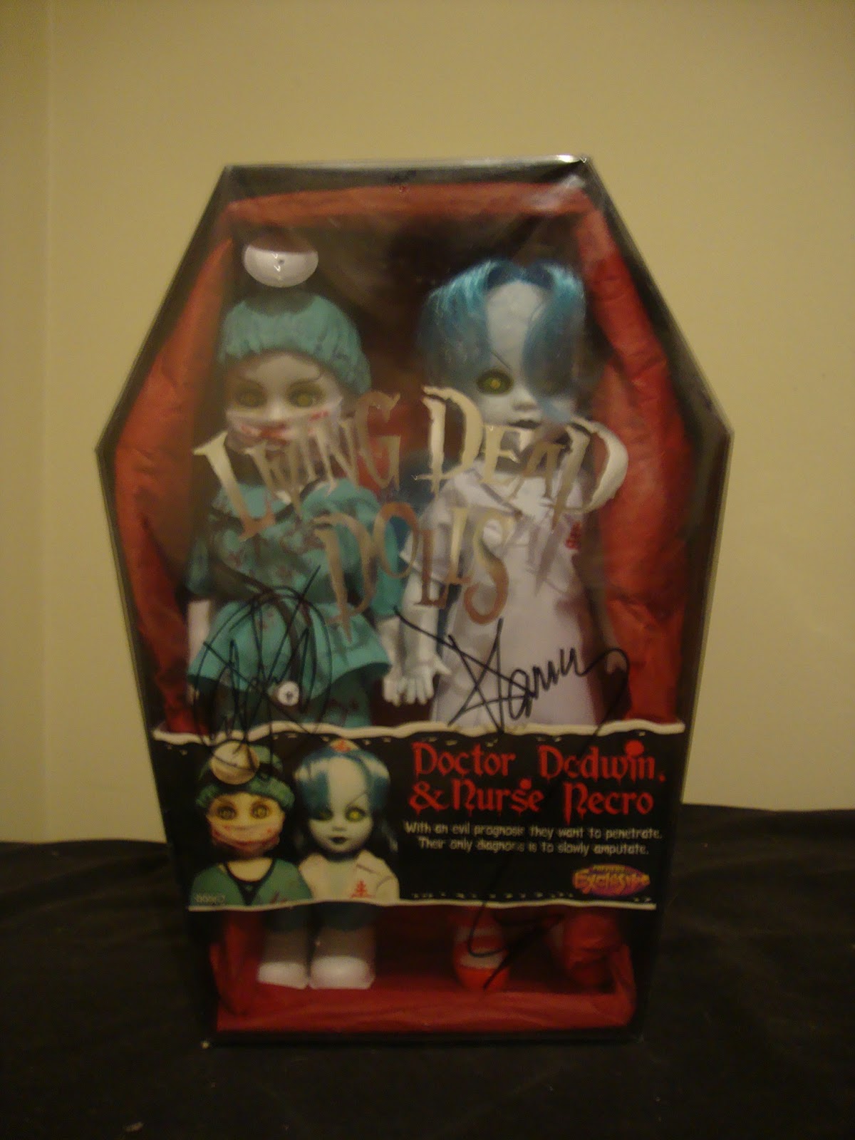 Toys Living Dead Dolls and Scary Miss Mary