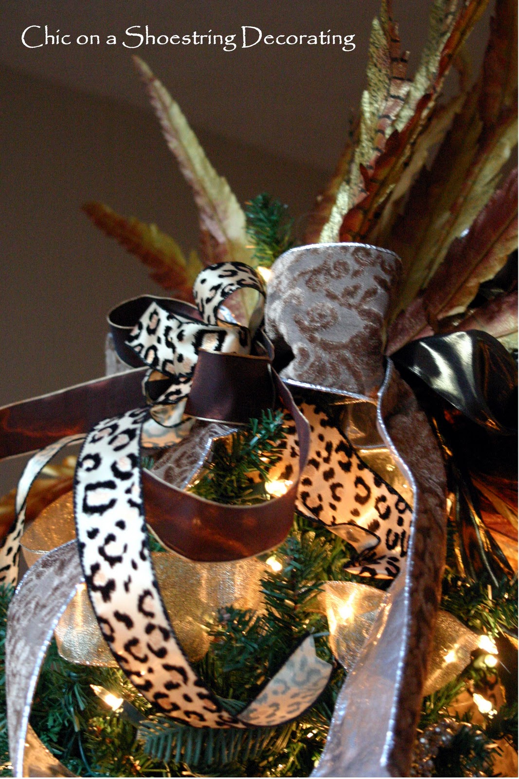 Chic on a Shoestring Decorating Christmas Home Tour 2011, Part 1