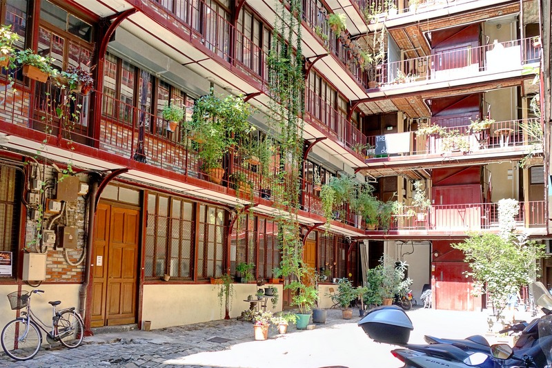 Paris 77 Rue De Charonne Les Ateliers Rehabilites D Une