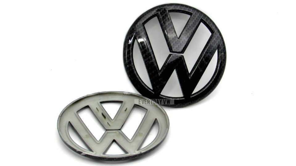 Emblem Logo Untuk Mobil VW Model Carbon Glossy Black Ukuran 11.2c