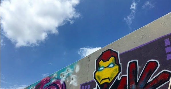 Rubin Superhero Graffiti