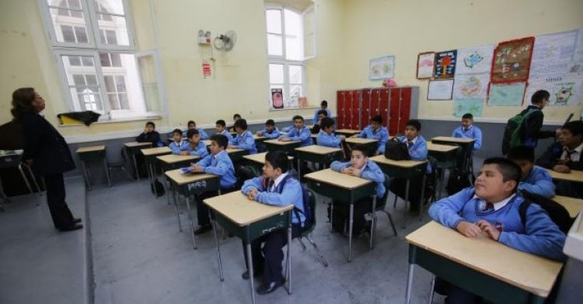 Jueza suprema vota a favor de continuidad del enfoque de género en Currículo Nacional Escolar Jueza suprema vota a favor de continuidad del enfoque de género en Currículo Nacional Escolar