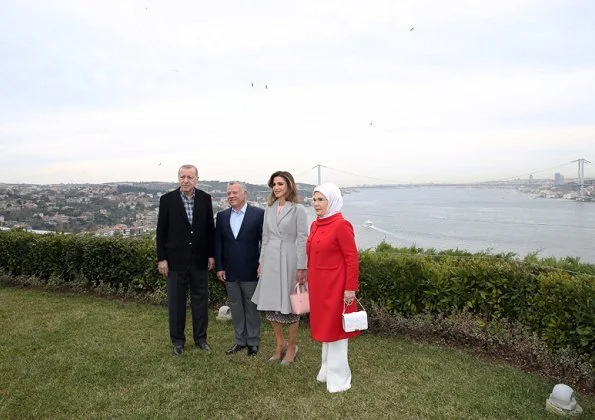 King Abdullah and Queen Rania met with President Recep Tayyip Erdoğan and First Lady Emine Erdoğan