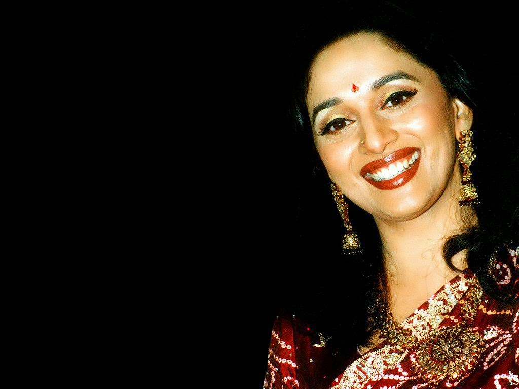 Madhuri Dixit Wallpapers Free Download | Indian HD Wallpaper Free Download