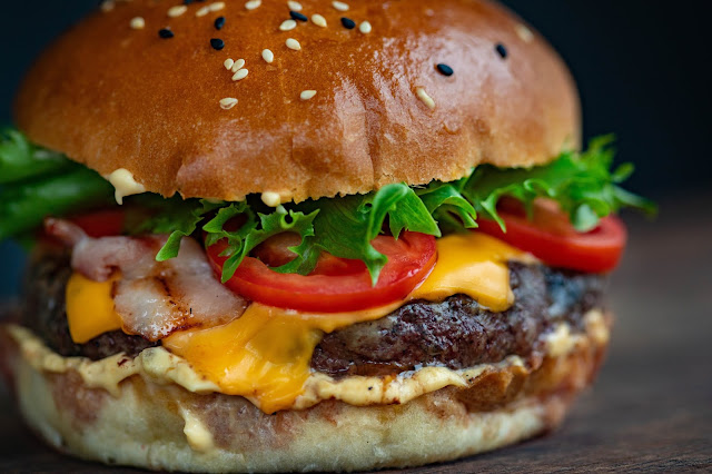 angus-beef-patty-burger
