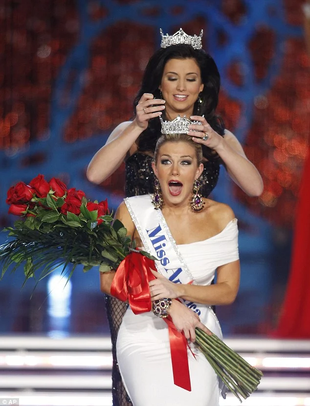 Miss New York Mallory Hytes Hagan wins the Miss America 2013 crown