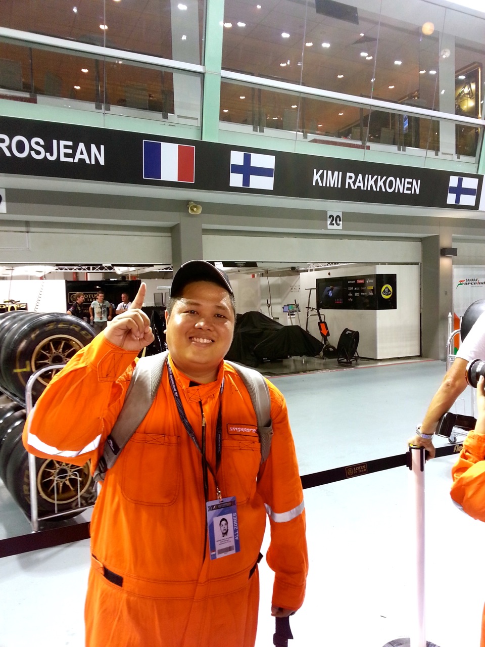 Bleachers Brew Volunteering for Singapore F1 Grand Prix