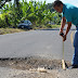 Protección Civil supervisa el deterioro de la carretera Tlapacoyan-Atzalan.