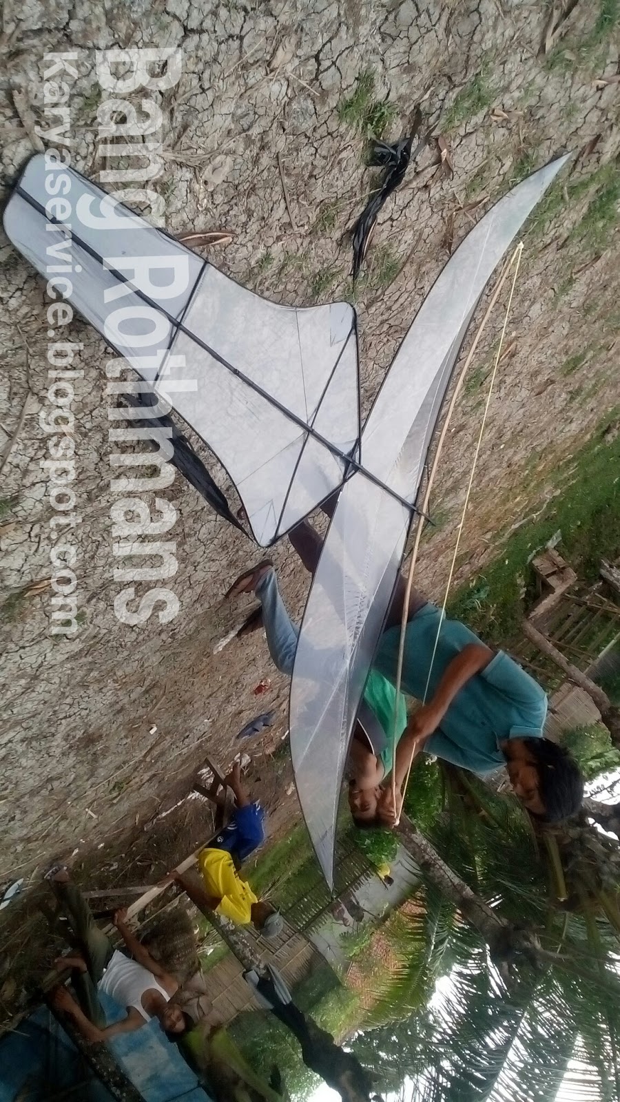 Kreasi Electronik Membuat Layanglayang Goangan dengan hiasan lampu