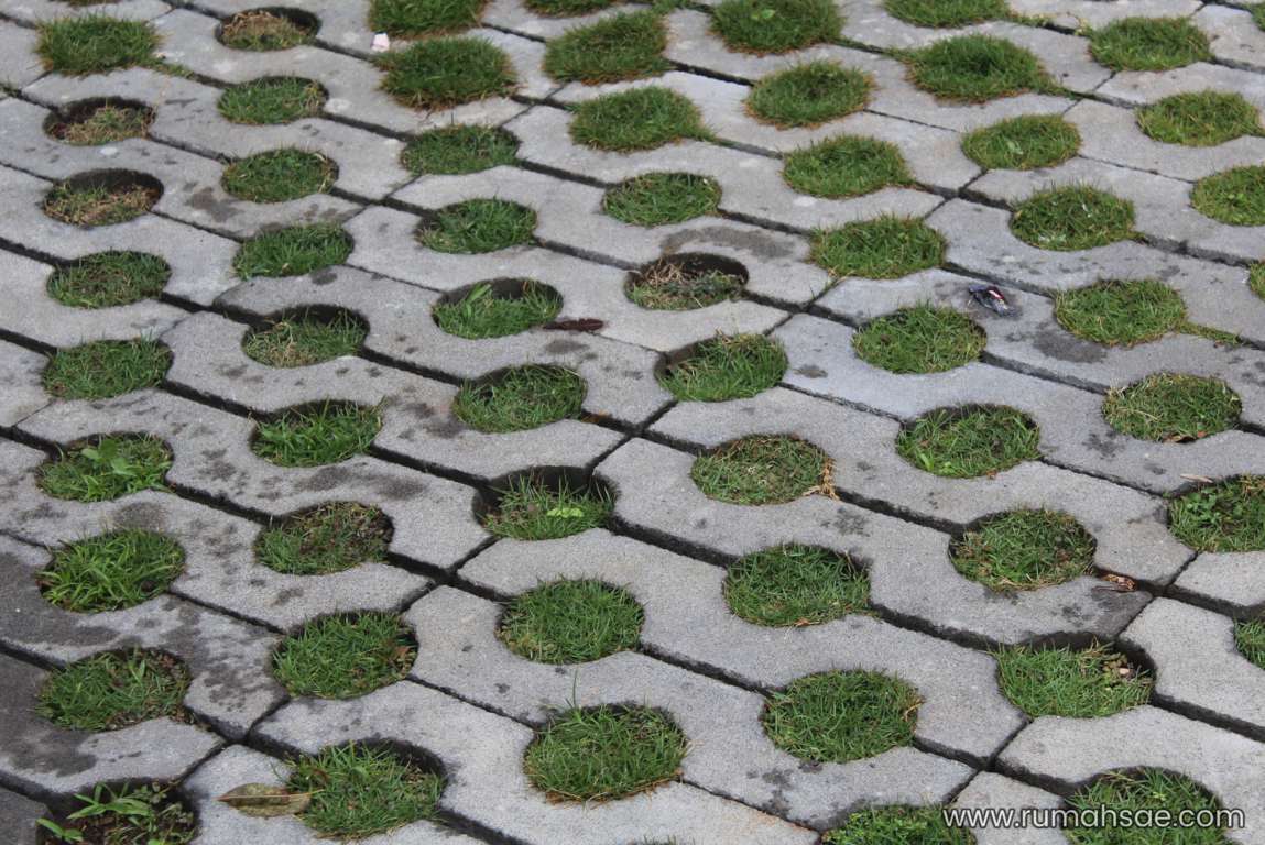 Grass Block Paving Ramah Lingkungan Rumah Sae