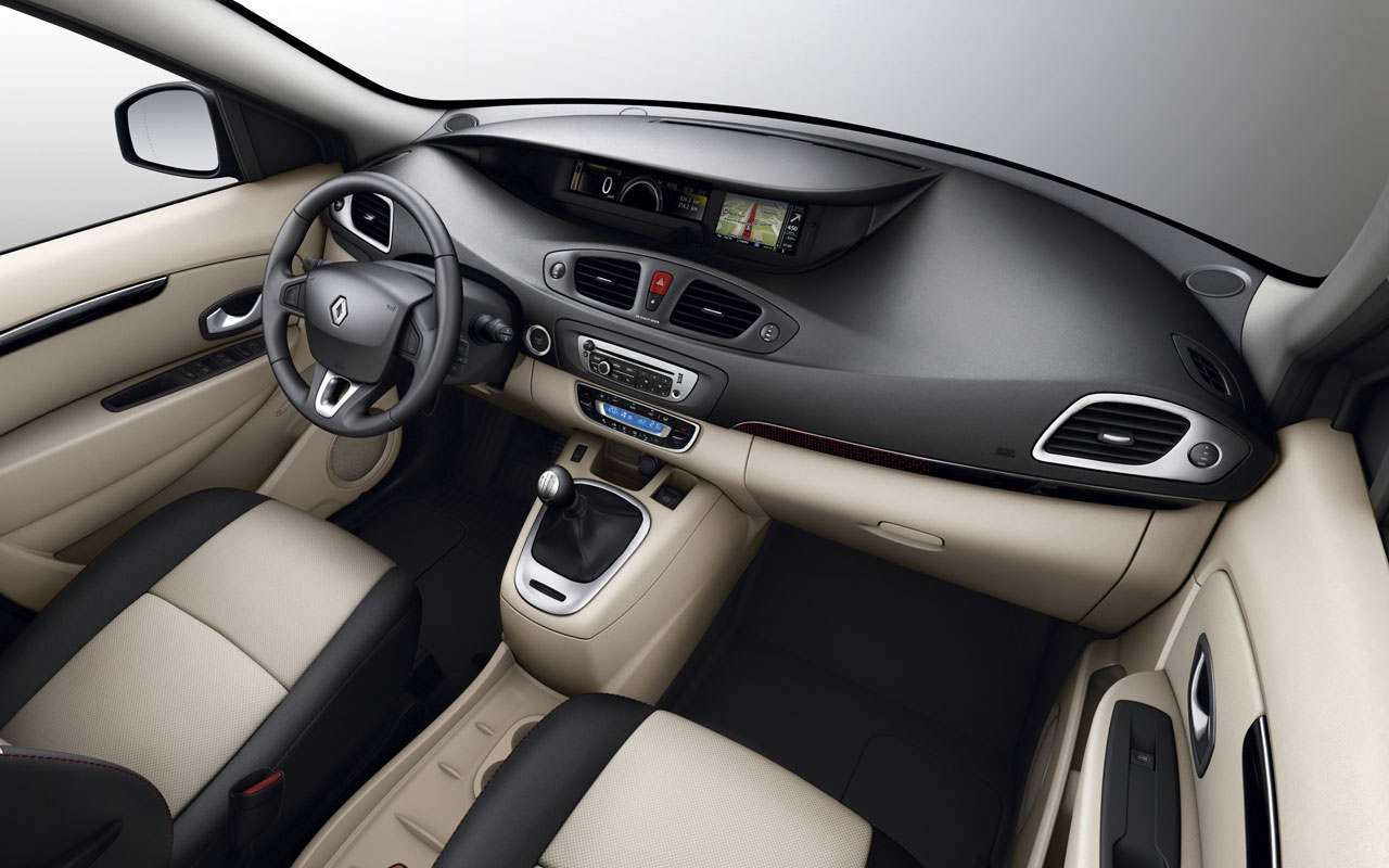 Technical Beauty at Boxfox1 Renault Scenic and Grand