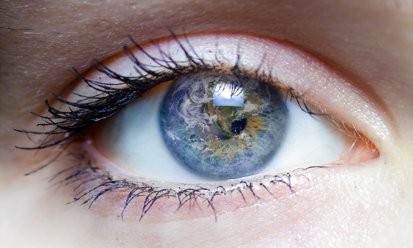 tutorial Replace The Eye's Iris With A Picture With