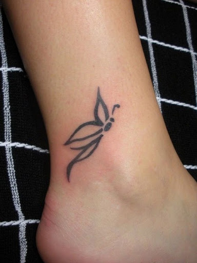 Pequena Tatuagem De Borboleta
