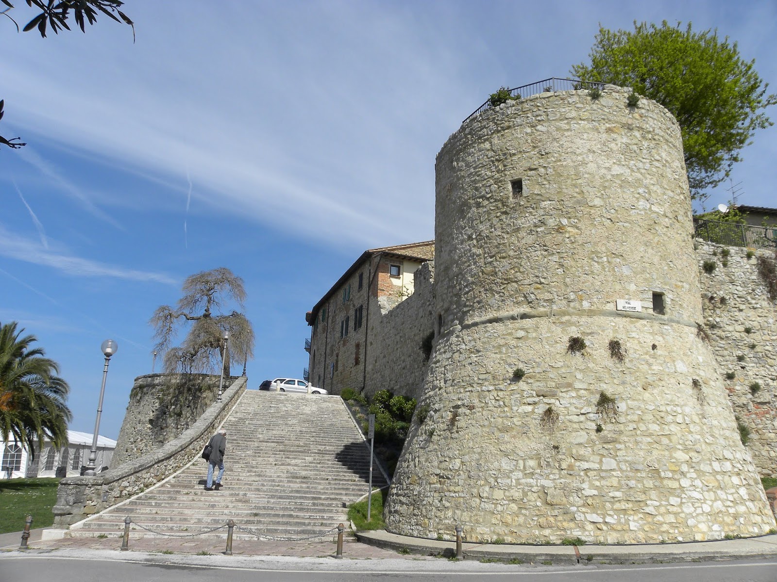 Pedalando attorno al Lago Trasimeno ( PG ) da Castiglione del Lago a Passignano sul Trasimeno