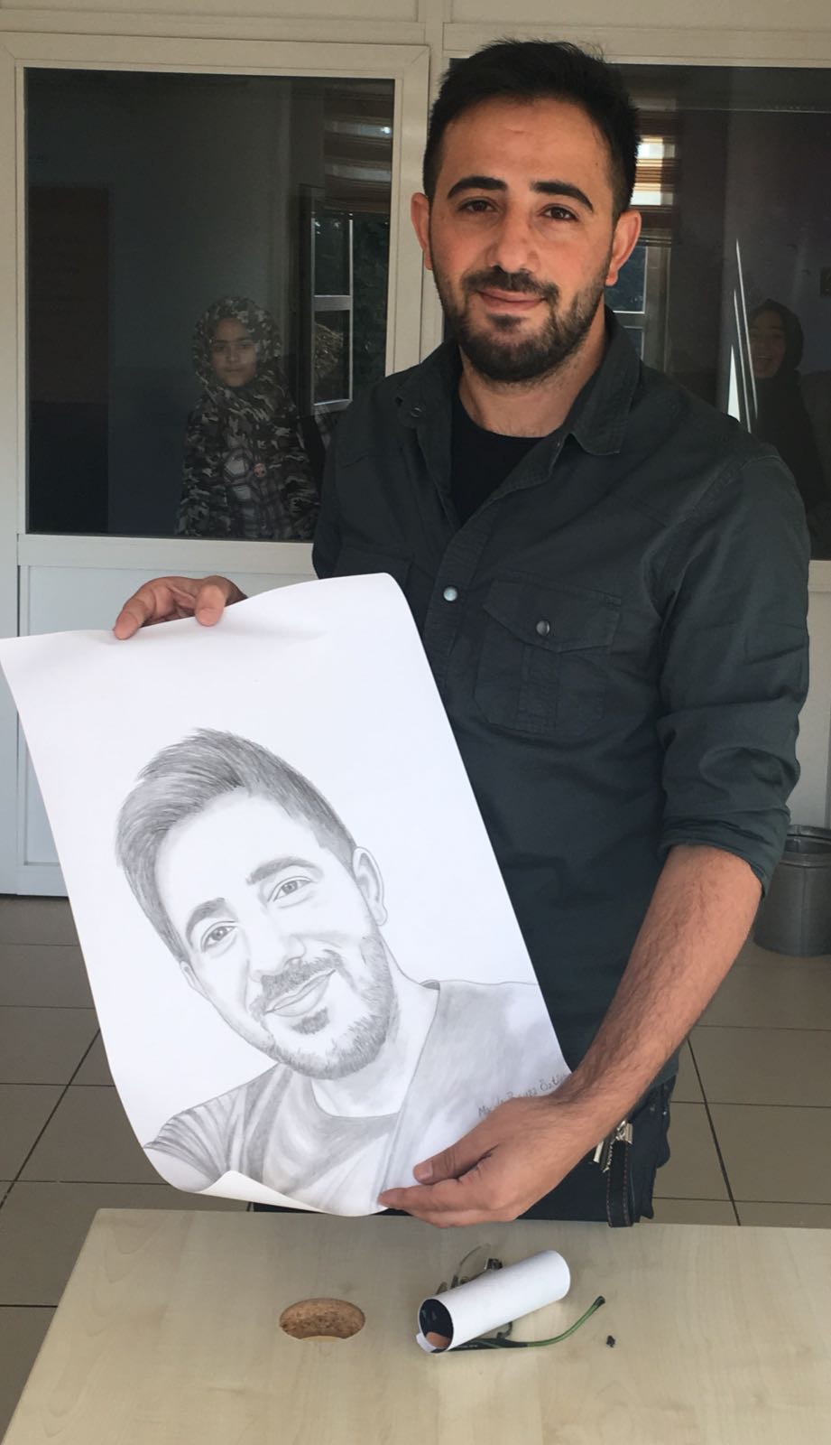karakalem portre siparis kadikoyKADIKÖY KARAKALEM ÇİZİM YAPAN YERLER