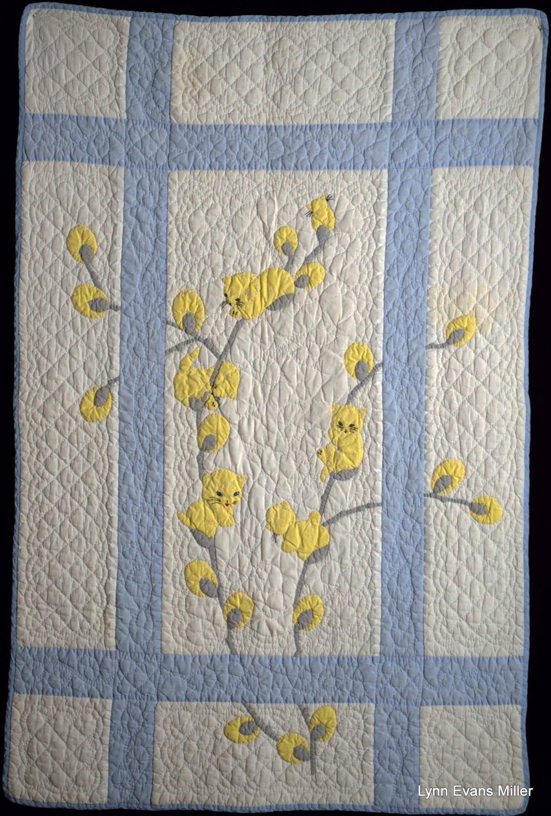 QuiltsVintage and Antique Antique Crib Quilt