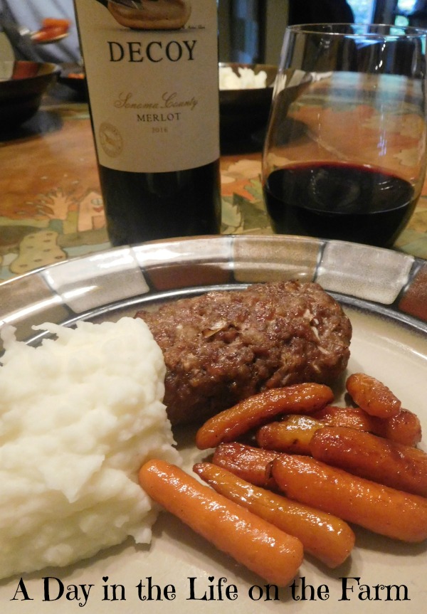 A Day In The Life On The Farm Mini Mummy Meatloaf Halloween Kitchenmatrixcookingproject