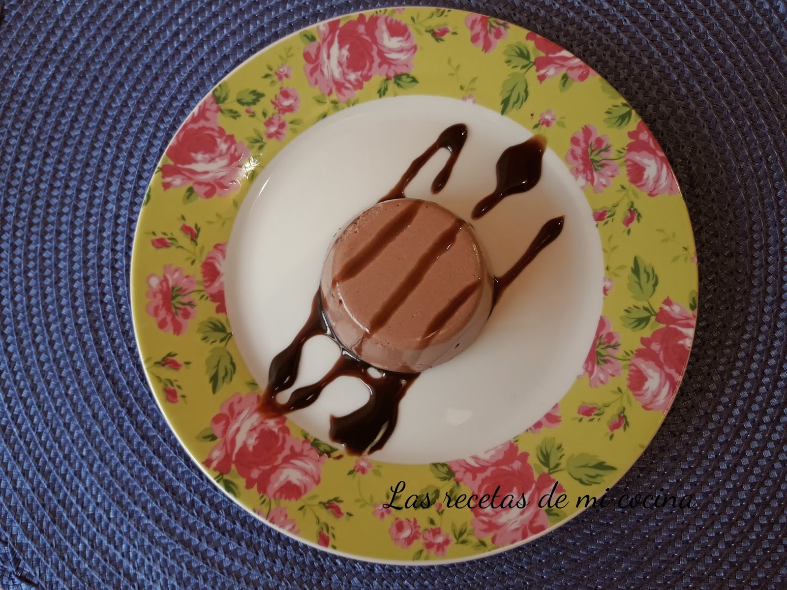 Las Recetas De Mi Cocina: Flan de yogur con chocolate sin horno