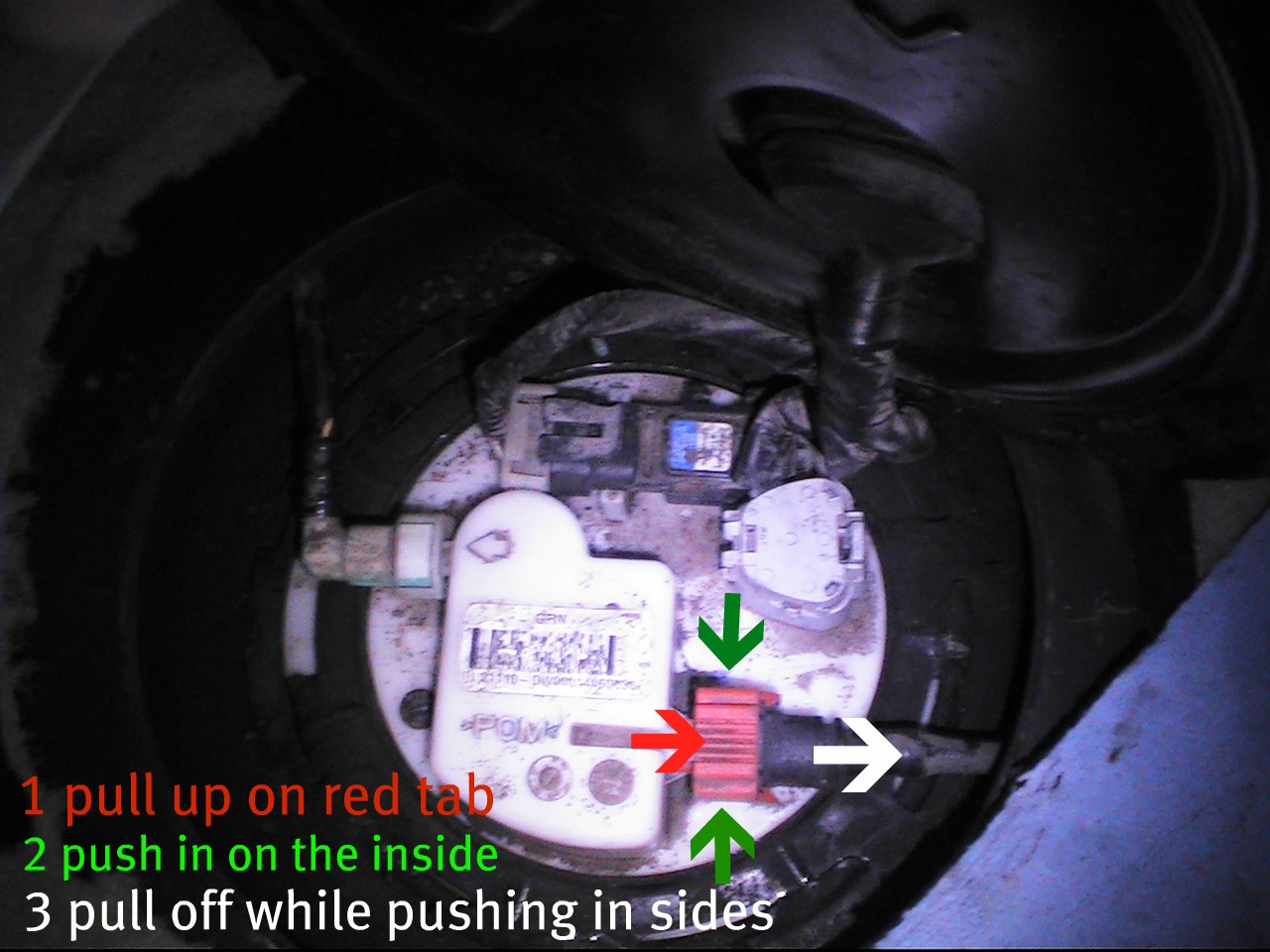 FH Auto Repair: 2007 - 2008 Hyundai Santa Fe Fuel Pump Removal / Fuel