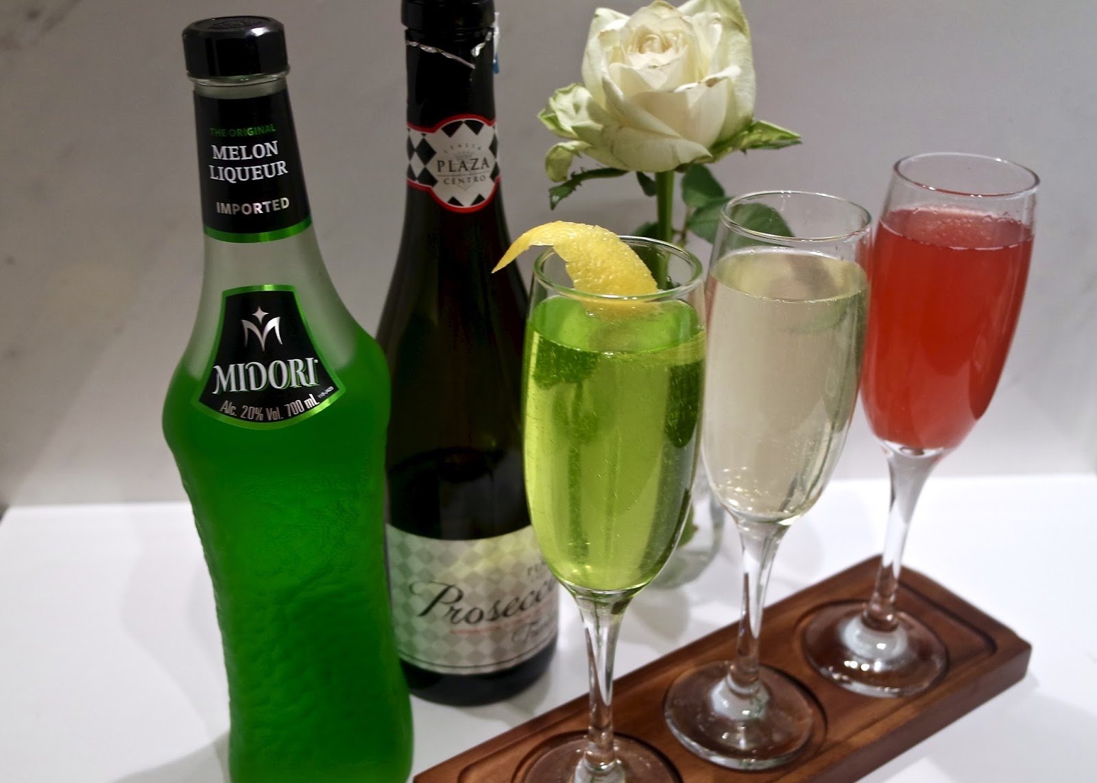 3 Super Easy Prosecco Cocktails