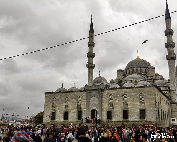 moscheea-noua-istanbul-langa-bazarul-egiptean