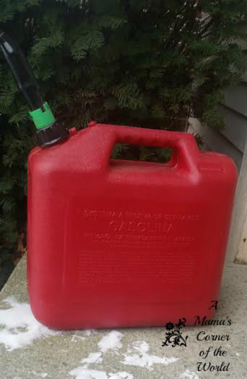 Gas Can Spout Leaks When Pouring Quick Fix by Using the Wonder Pump