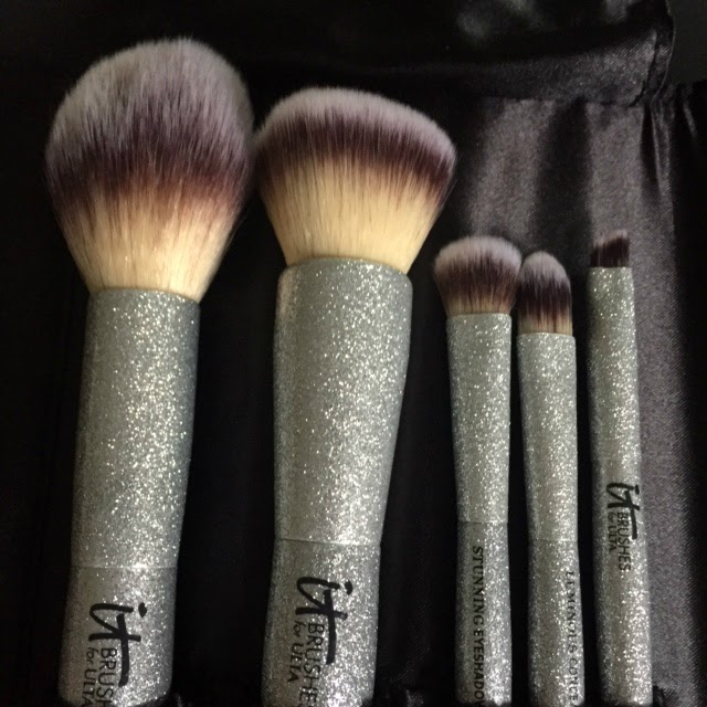 IT Cosmetics Limited Edition All That Glitters Makeup Brush Set For