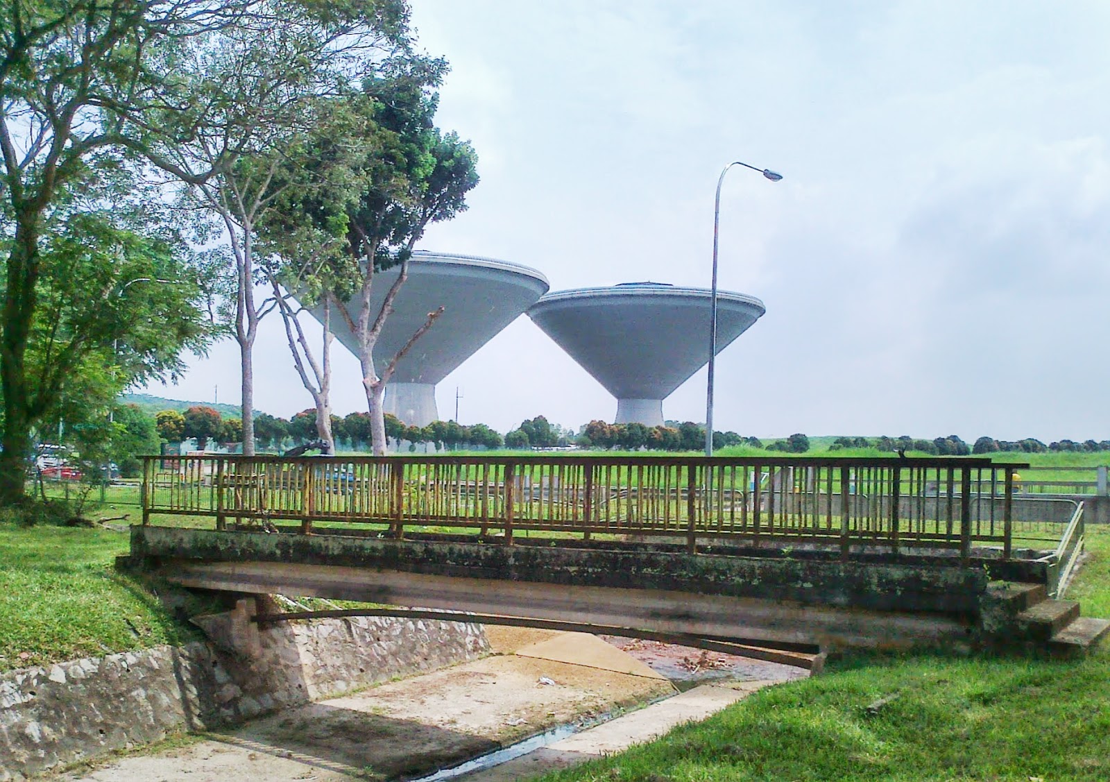 Singapore's old shophouses Old Tampines Road