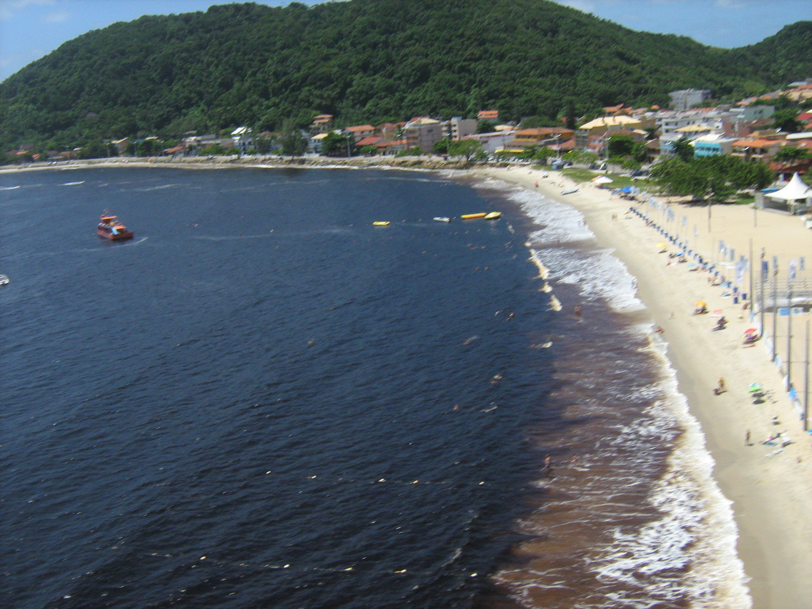 Kevin Vista aerea da praia da Enseada... São Francisco do Sul