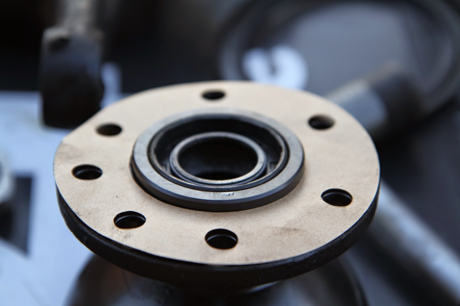 Defender 90 XS Front hub seal replacement