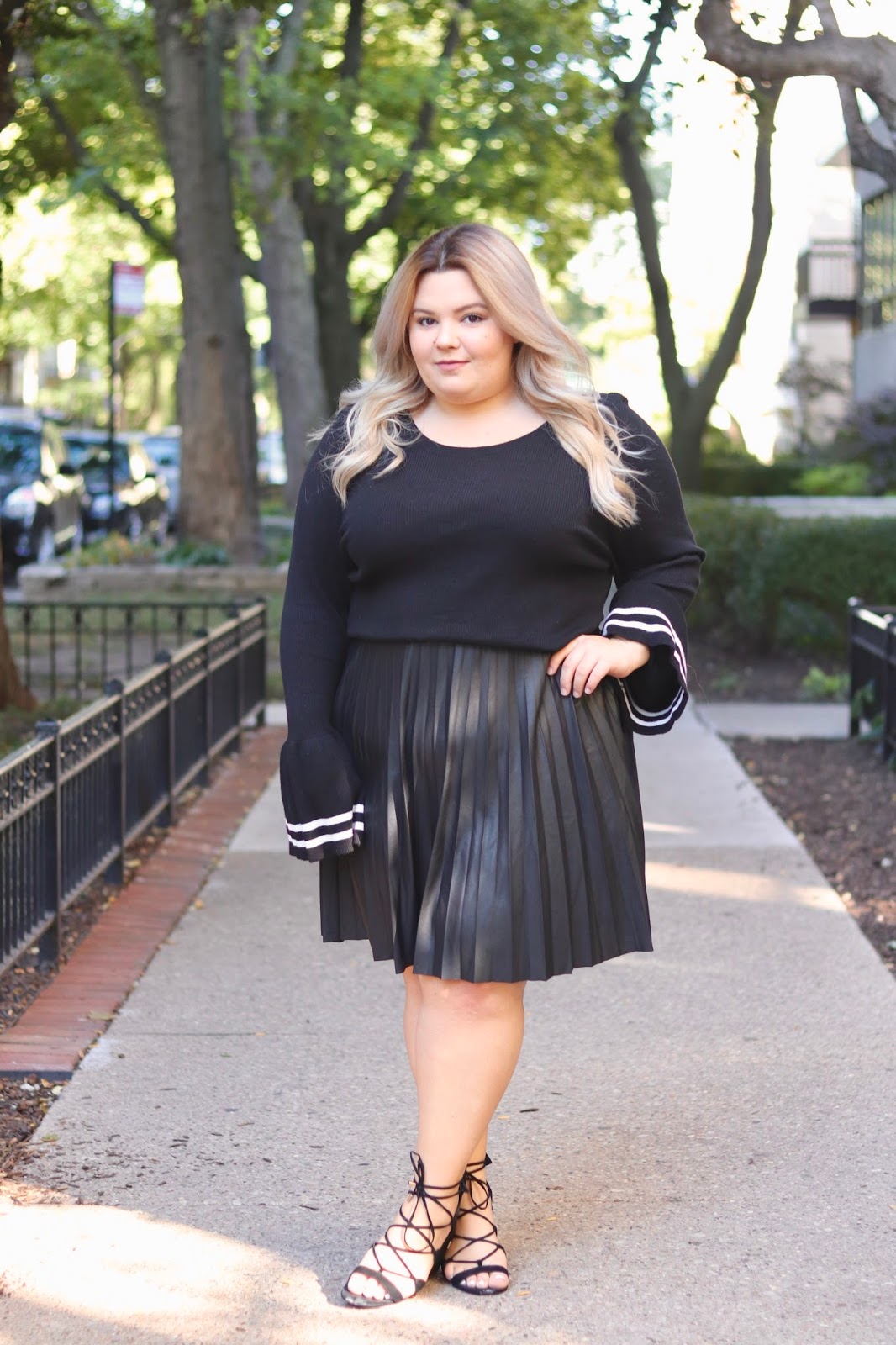 natalie craig, chicago fashion blogger, plus size fashion, Natalie in the city, affordable plus size clothing. eloquii Chicago, eloquii sweater, plus size clothes, curves and confidence, midwest blogger, digital influencer, influencer, pleated plus size maxi skirts, fall fashion 2017, plus size fall fashion