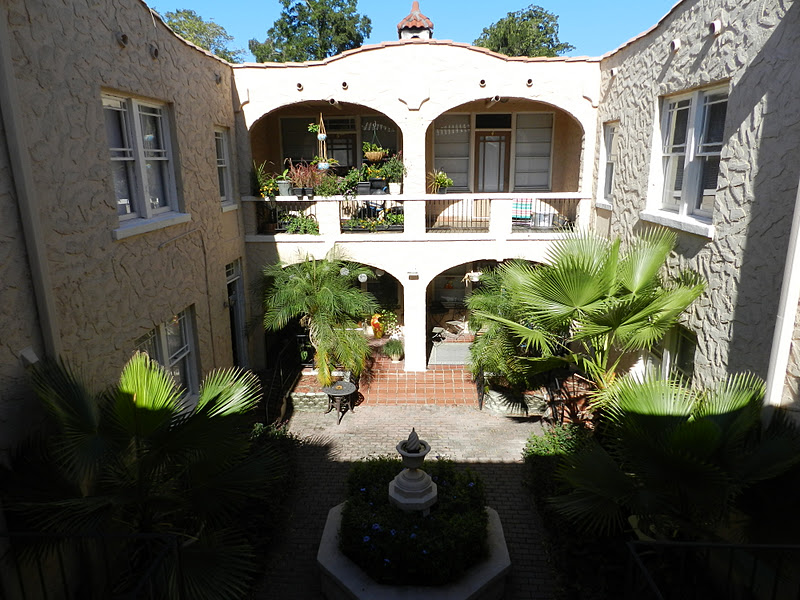 Mike's Historic Buildings Royal Court Apartments