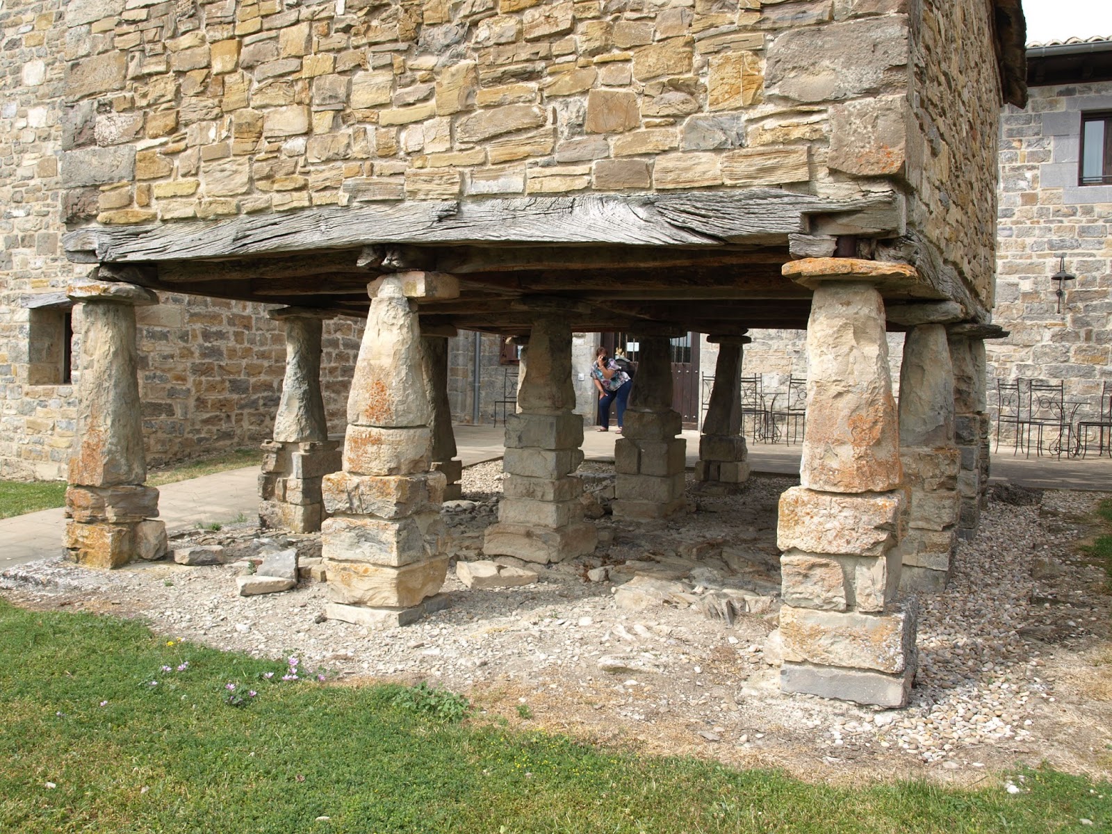 EL BLOG DE SIMEÓN HIDALGO LA ESPADAÑA DE SANTA FE DE URRAÚL ALTO NAVARRA
