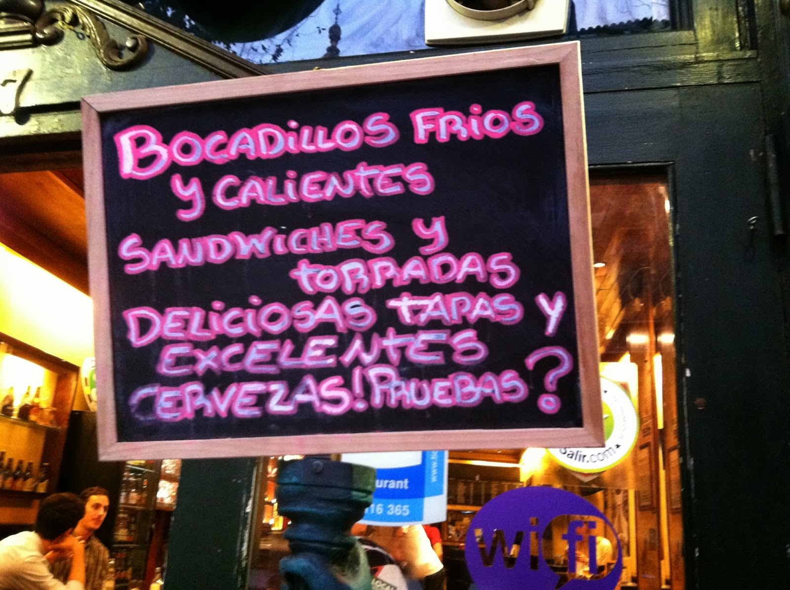 Dow Jones in Barcelona, an "American" Bar