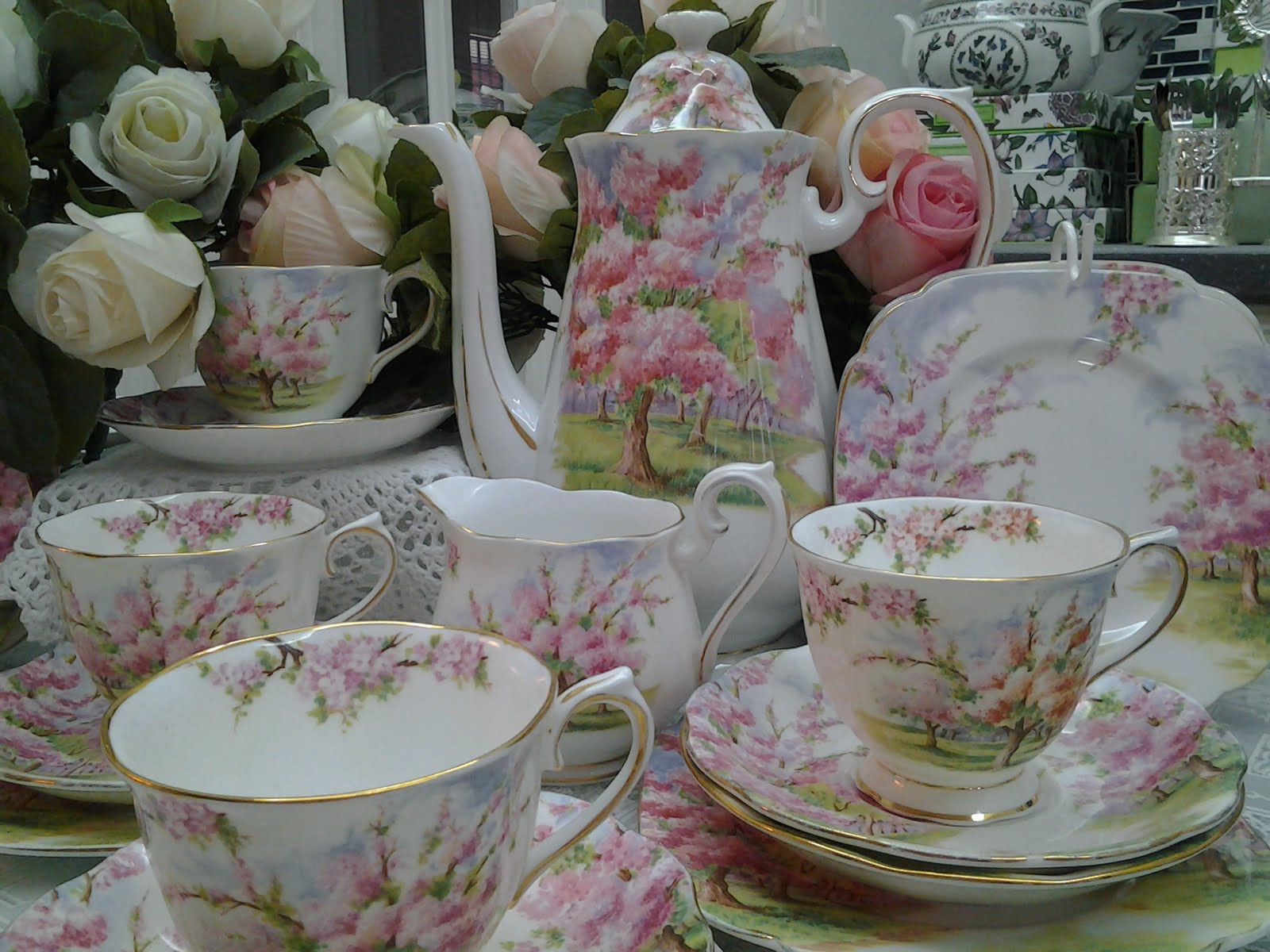 Lovely Treasures from English Garden Royal Albert Rare Tea Set England