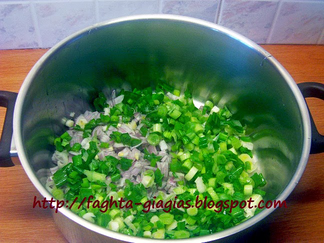 Τα φαγητά της γιαγιάς - Ντολμαδάκια γιαλαντζί με αμπελόφυλλα