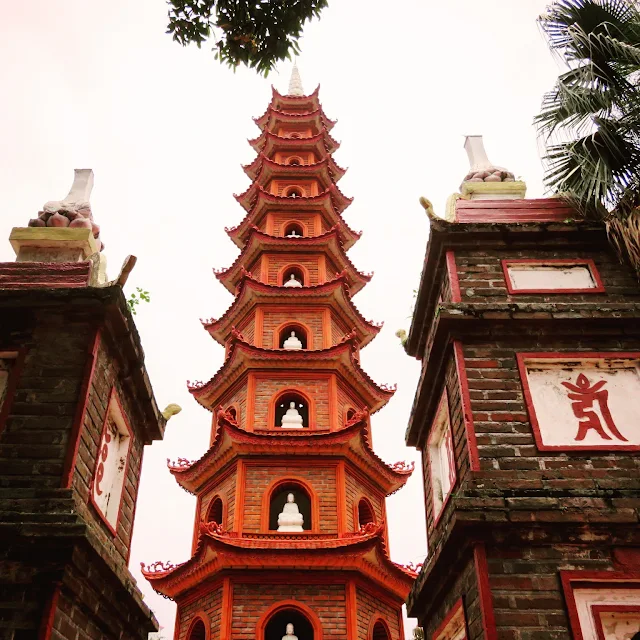 Trấn Quốc Pagoda in Hanoi Vietnam