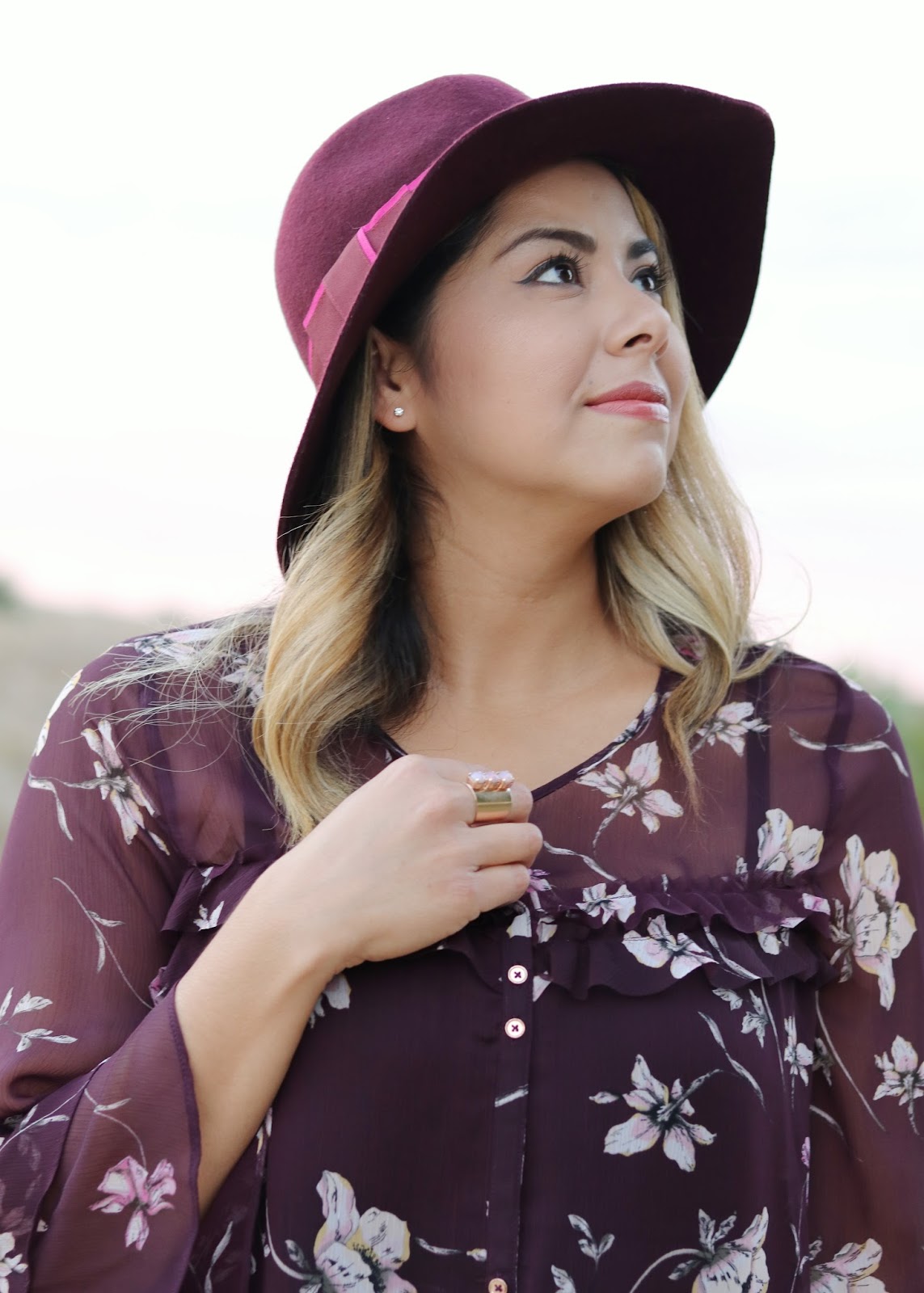 Burgundy Floral Fall Outfit fall fashion accesories, latina fashion blogger, mexican fashion blogger