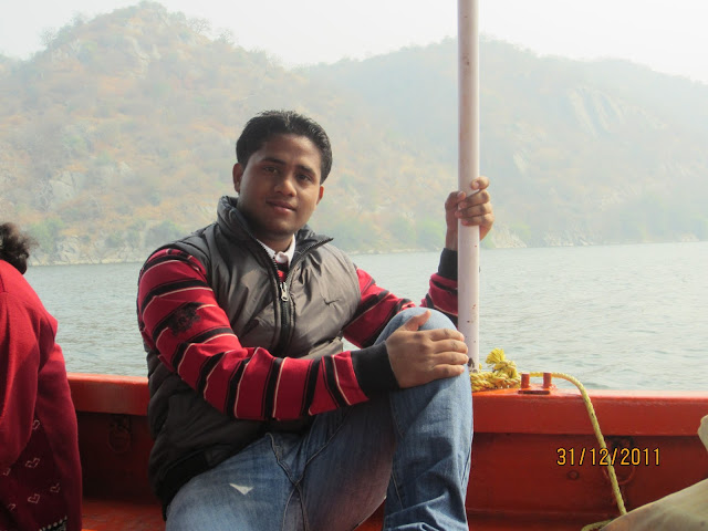 boating in jaismand lake