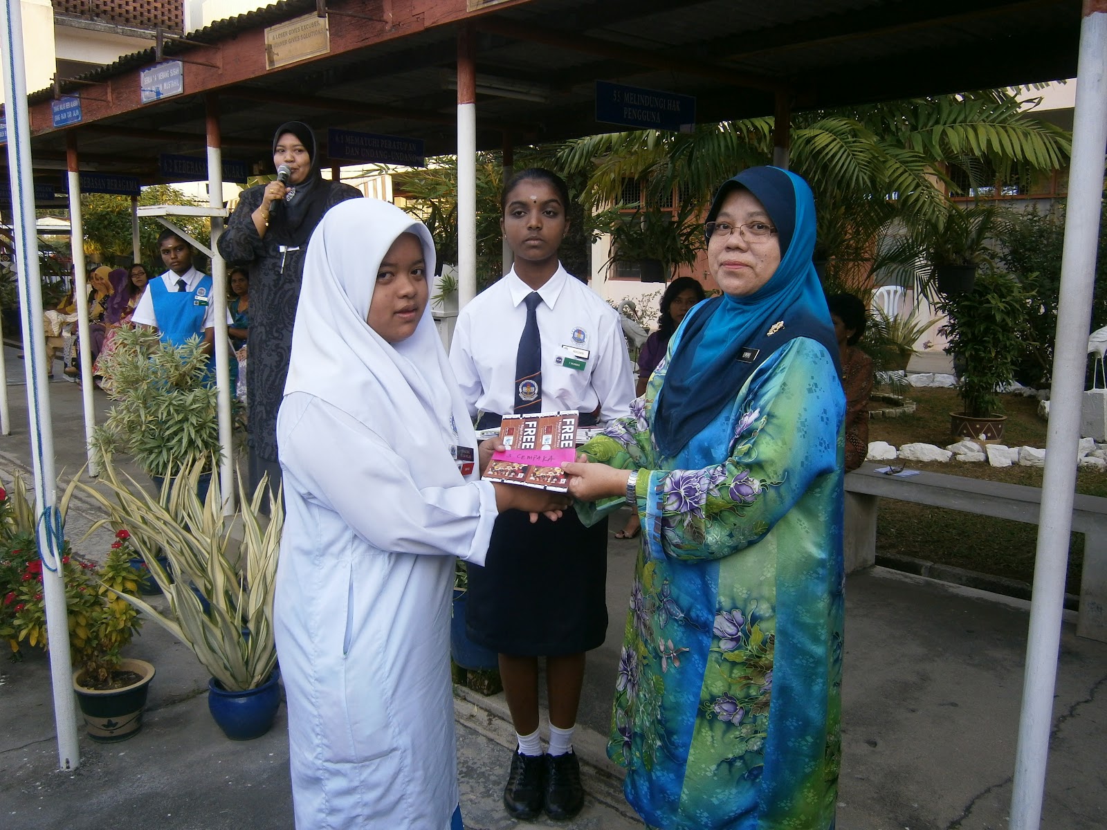 SMK SERI PUTERI IPOH (AEB 2057) Pizza Hut Voucher