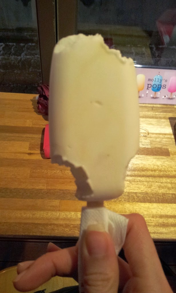 Dwaeji In Seoul Molly's Pops, Hongdae