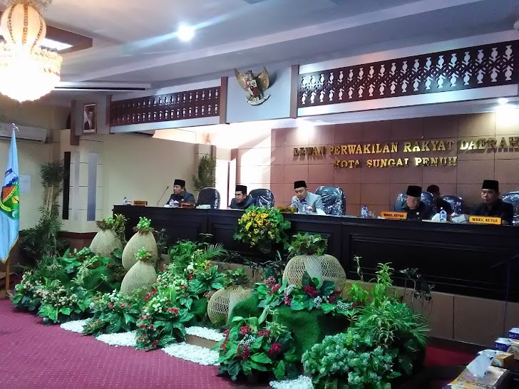 Lima Fraksi DPRD Kota Sungai Penuh Setujui Pembahasan 6 Ramperda